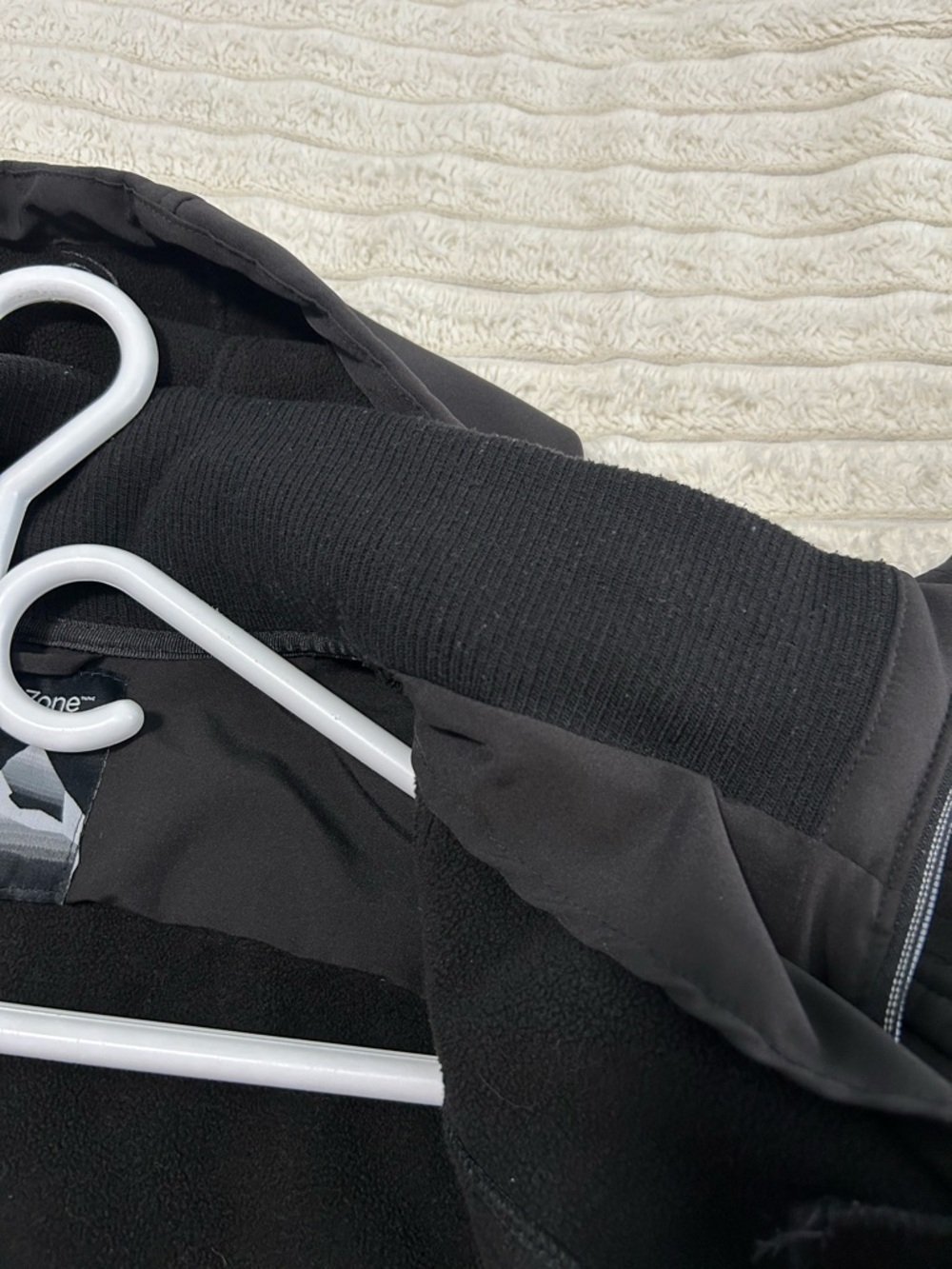 Active Zone Jacket - Picture 11 of 11